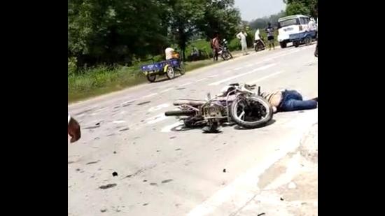 3 of a family die as pick-up hits motorcycle in Sangrur