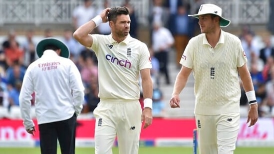 England's James Anderson and Stuart Broad(AP)