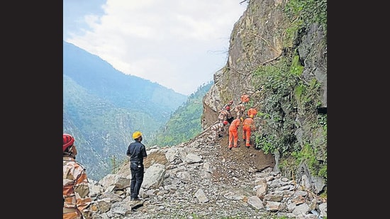 A study conducted in Kinnaur between 2012 and 2016 found that hydropower proliferation in the name of ‘clean energy’ has brought rapid land-use changes adversely impacting local terrestrial ecosystems and the communities inhabiting them. (HT File)