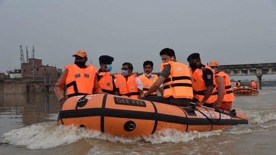 NDRF team inspecting the flood-affected areas in Varanasi on Saturday. (HT PHOTO)