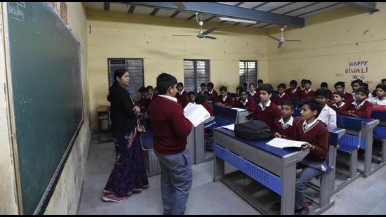 30 government schools will be affiliated to the new board in the first phase. Aptitude tests for admission to these schools will be held from August 23-29. (Arvind Yadav/HT PHOTO)