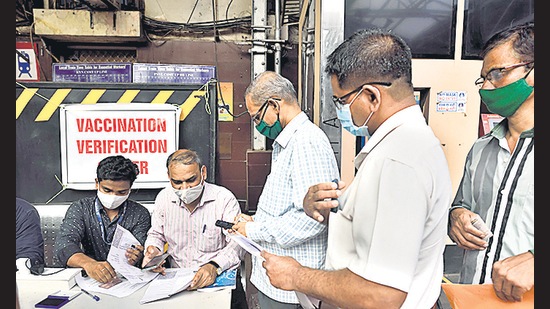 On Sunday, chief minister Uddhav Thackeray announced opening up of local trains for fully vaccinated citizens from August 15. (Satish Bate/HT PHOTO)