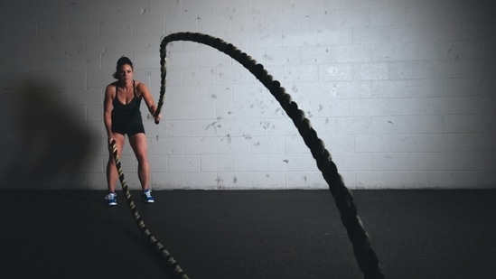Resistance training helps in burning fat? Here's what a new study says(Unsplash) Resistance training helps in burning fat? Here's what a new study says(Unsplash)