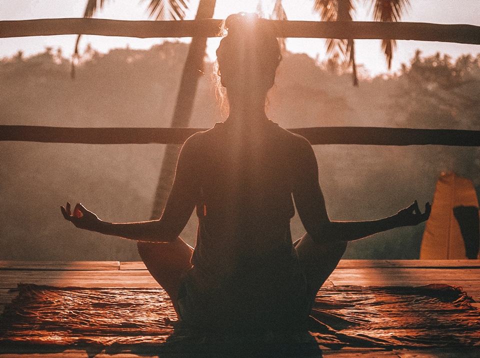 Yoga and meditation improve focus and attention and boost your brain health.(Unsplash) Yoga and meditation improve focus and attention and boost your brain health.(Unsplash)