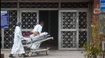 A critical Covid-19 patient being taken to LNJP Hospital in New Delhi May 20. (HT file photo) A critical Covid-19 patient being taken to LNJP Hospital in New Delhi May 20. (HT file photo)