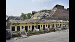 The building that collapsed on the quarters of labourers in Ludhiana’s industrial area on Thursday morning. (Gurpreet Singh/HT) The building that collapsed on the quarters of labourers in Ludhiana’s industrial area on Thursday morning. (Gurpreet Singh/HT)