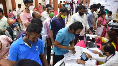 Beneficiaries wait in queue to get vaccinated during a mass vaccination drive, at Byculla, in Mumbai on Thursday. (Bhushan Koyande/ HT Photo) Beneficiaries wait in queue to get vaccinated during a mass vaccination drive, at Byculla, in Mumbai on Thursday. (Bhushan Koyande/ HT Photo)