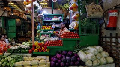 Thursday’s consumer inflation data showed inflation in the food and beverages category climbed 4.46%, lower than a 5.58% rise in June, led by easing prices of vegetables. (REUTERS PHOTO.) Thursday’s consumer inflation data showed inflation in the food and beverages category climbed 4.46%, lower than a 5.58% rise in June, led by easing prices of vegetables. (REUTERS PHOTO.)