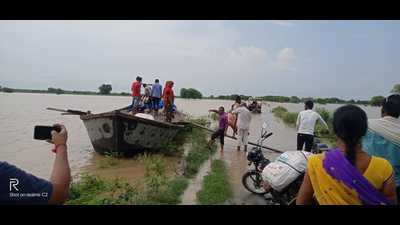 The scene at the flooded Majhiari village. (HT Photo) The scene at the flooded Majhiari village. (HT Photo)