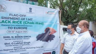 Manipur CM N Biren Singh when the shipment was being flagged off on Thursday, August 12. (Courtesy: Facebook)