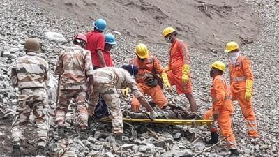 Rescue operations being carried out at Nigulsari, the landslide site in Kinnaur, on Thursday. (HT PHOTO) Rescue operations being carried out at Nigulsari, the landslide site in Kinnaur, on Thursday. (HT PHOTO)