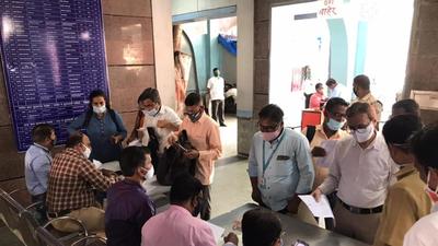 BMC helpdesk at Dadar railway station in Mumbai on Wednesday, August 11. (Bhushan Koyande/HT photo)
