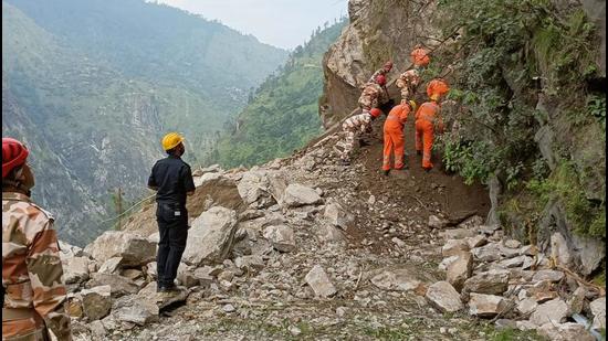 Kinnaur landslide: 14 bodies found so far, 26 feared trapped | Latest News India - Hindustan Times