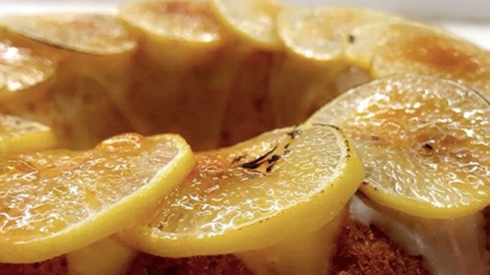 This cake is different from a classic buttery lemon cake(Vidhushi Sharma) This cake is different from a classic buttery lemon cake(Vidhushi Sharma)