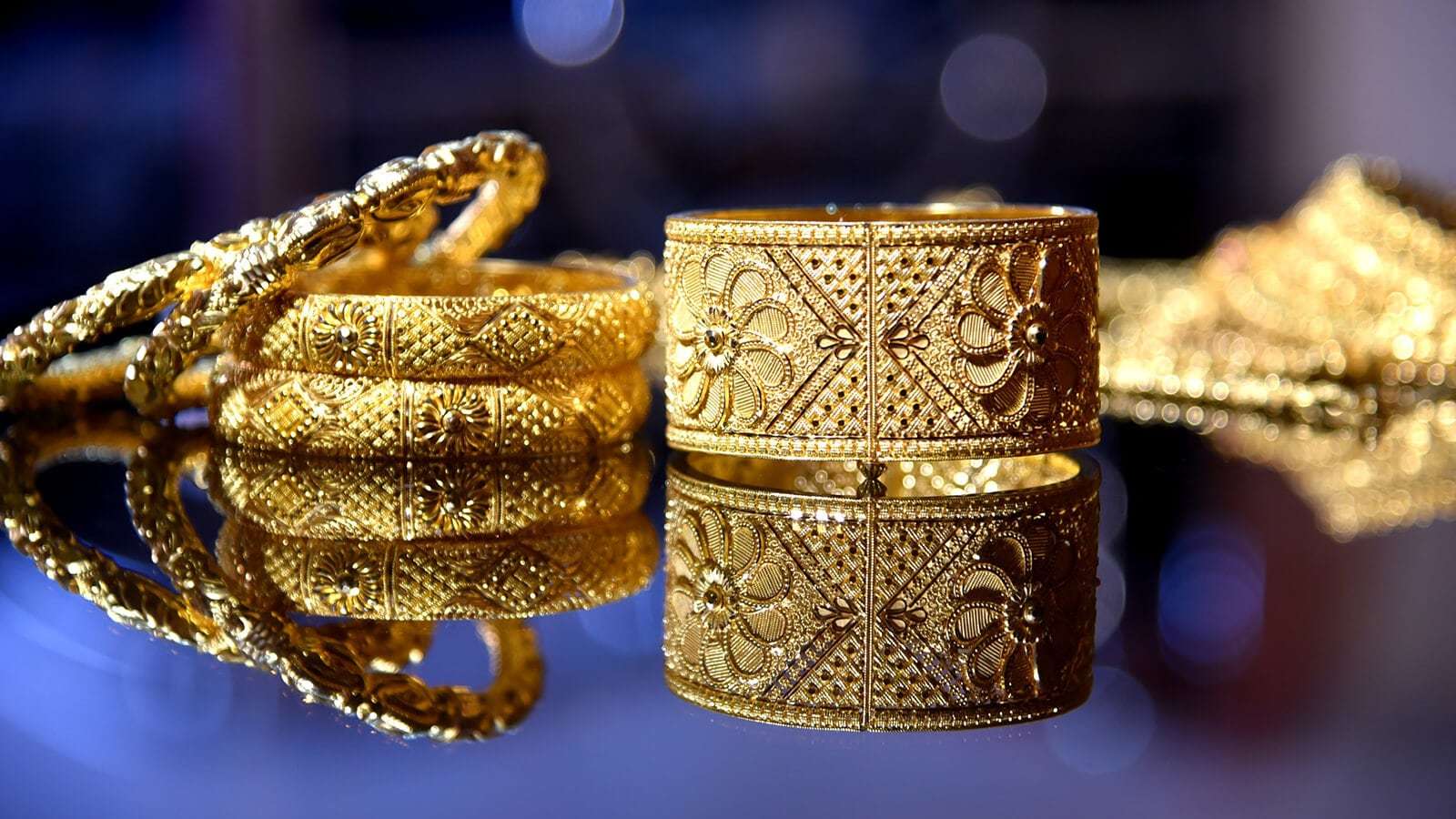 Indian spot gold rate and silver price on Friday, Aug 13, 2021 ...