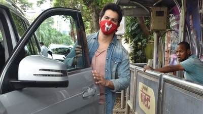 Varun Dhawan was snapped at a clinic in Juhu. (Varinder Chawla) Varun Dhawan was snapped at a clinic in Juhu. (Varinder Chawla)