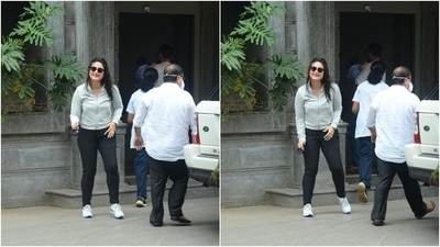 Kareena left her tresses open with the ensemble. She glammed the comfy look with a dark red lip shade, her glowing skin and blushed cheeks. (Varinder Chawla)
