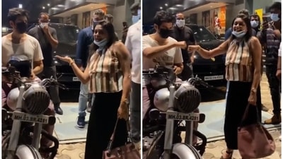 Kartik Aaryan with his fan. Kartik Aaryan with his fan.