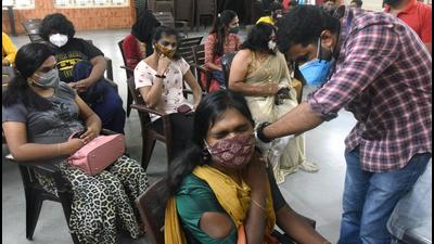 the state reported 19,451 positive cases with a test positivity rate of 13.91 per cent after 1,39, 223 samples were tested on Saturday, according to the state health ministry. (ANI) the state reported 19,451 positive cases with a test positivity rate of 13.91 per cent after 1,39, 223 samples were tested on Saturday, according to the state health ministry. (ANI)