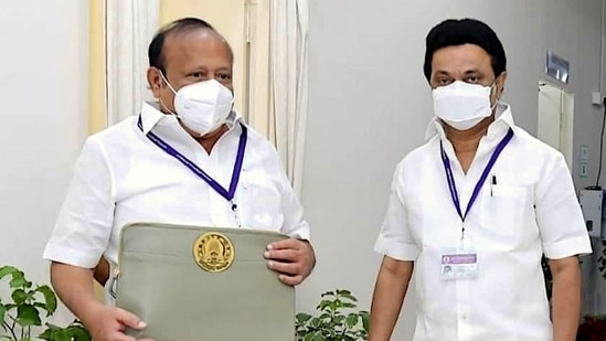 Tamil Nadu chief minister MK Stalin and minister of agriculture and farmers welfare MRK Panneerselvam before presenting the state's agriculture budget.(PTI)