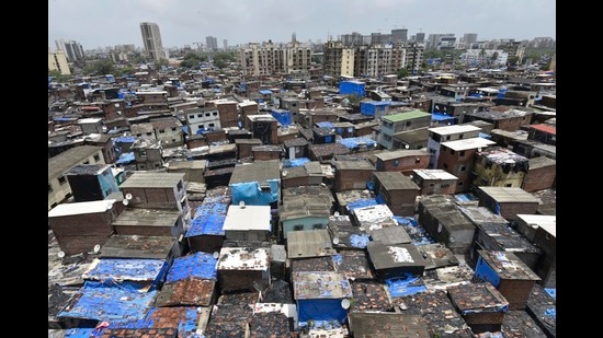 The Covid-19 containment proactive strategies not only helped BMC in controlling cases in slums, but their ‘Dharavi model’ also bagged them national fame and appreciation. (HT FILE)