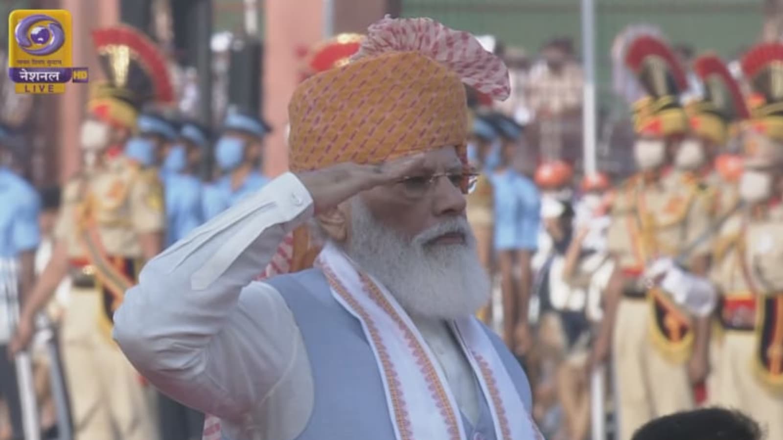 On seventy fifth Independence Day, PM Modi hoists the ...