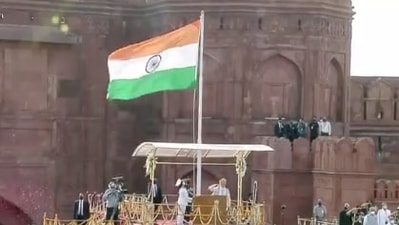 Prime Minister Narendra Modi hoisted the national flag at the iconic Red Ford in New Delhi on August 15. (PIB)