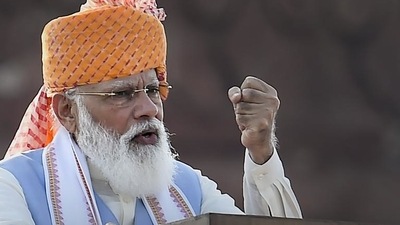 Prime Minister Narendra Modi addresses the nation during the 75th Independence Day function at the historic Red Fort, in New Delhi. (Photo Courtesy- PTI) Prime Minister Narendra Modi addresses the nation during the 75th Independence Day function at the historic Red Fort, in New Delhi. (Photo Courtesy- PTI)