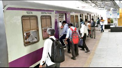 There was no incident of crowding reported inside local trains and on suburban railway stations early on Sunday morning on both the Central and Western Railways. (HT PHOTO.) There was no incident of crowding reported inside local trains and on suburban railway stations early on Sunday morning on both the Central and Western Railways. (HT PHOTO.)