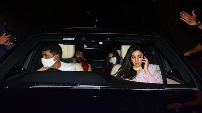 Rhea Kapoor and Karan Boolani were spotted post their wedding leaving Anil Kapoor's home and taking off to her in-laws. (HT Photo/Varinder Chawla) Rhea Kapoor and Karan Boolani were spotted post their wedding leaving Anil Kapoor's home and taking off to her in-laws. (HT Photo/Varinder Chawla)