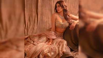 Janhvi Kapoor donned this stunning outfit to Rhea Kapoor and Karan Boolani's wedding on August 14. (Instagram/@janhvikapoor) Janhvi Kapoor donned this stunning outfit to Rhea Kapoor and Karan Boolani's wedding on August 14. (Instagram/@janhvikapoor)