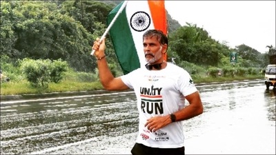 Milind Soman marks 75th Independence Day with highway run after 8 months (Instagram/milindrunning)