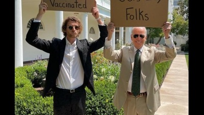 The image shows Dude with sign with US President Joe Biden. (Instagram/@dudewithsign)