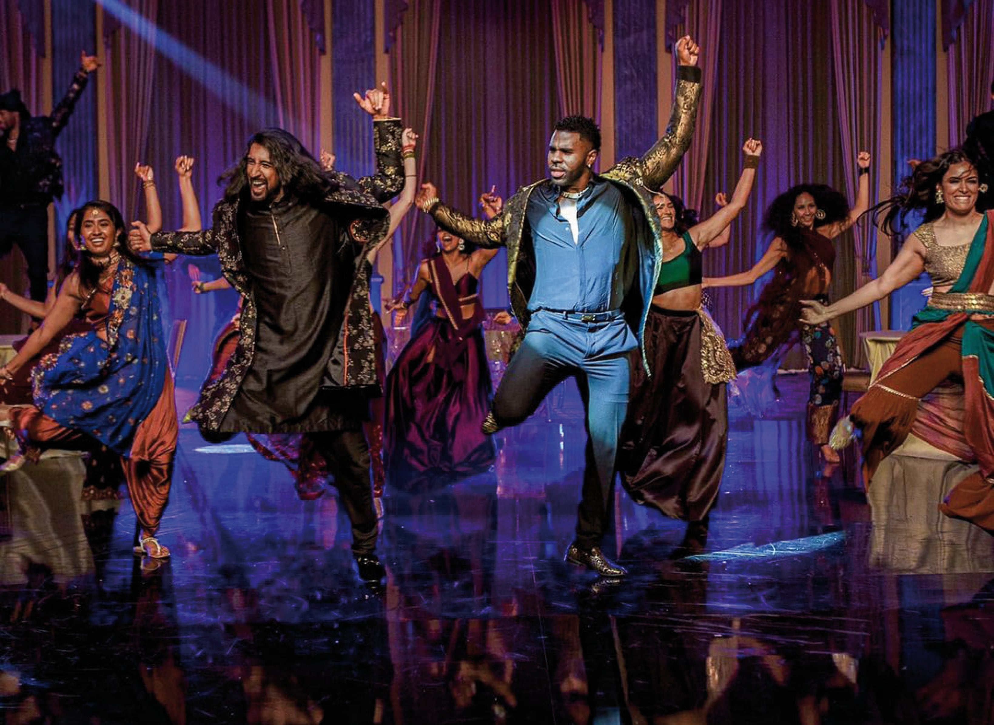 A still from the Jalebi Baby video featuring Tesher and Jason Derulo doing bhangra