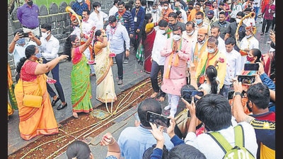 Union minister Kapil Patil at Jan Ashirwad Yatra, in Thane, on Monday. (Praful Gangurde/HT PHOTO) Union minister Kapil Patil at Jan Ashirwad Yatra, in Thane, on Monday. (Praful Gangurde/HT PHOTO)