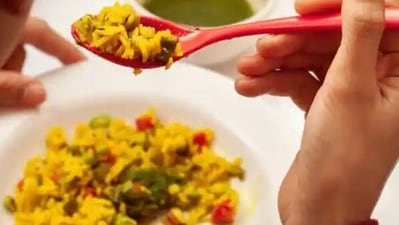 Wonder why you feel sleepy after eating rice? (Shutterstock)