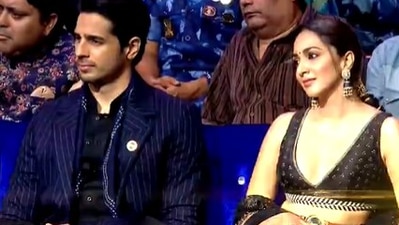 Shershaah actors Sidharth Malhotra and Kiara Advani also attended the finale. 