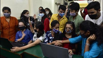 The Maharashtra State Board of Secondary and Higher Secondary Education (MSBSHSE) announced Class 12 results this week and the number of 90% scorers across the state jumped 12-folds compared to last year. (HT FILE) The Maharashtra State Board of Secondary and Higher Secondary Education (MSBSHSE) announced Class 12 results this week and the number of 90% scorers across the state jumped 12-folds compared to last year. (HT FILE)