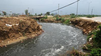The seven-square kilometre Najafgarh Jheel is an important water body for Gurugram as it acts as a large aquifer to recharge groundwater. (HT Archive) The seven-square kilometre Najafgarh Jheel is an important water body for Gurugram as it acts as a large aquifer to recharge groundwater. (HT Archive)