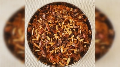 Parsi sev: This Parsi style sweet vermicelli dish is served during special occasions in every Parsi household. It is traditionally served with sweet yoghurt (mithoo dahi). (Instagram/@wahbeez) Parsi sev: This Parsi style sweet vermicelli dish is served during special occasions in every Parsi household. It is traditionally served with sweet yoghurt (mithoo dahi). (Instagram/@wahbeez)