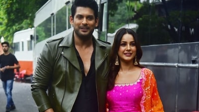 Shehnaaz Gill with Sidharth Malhotra on Bigg Boss OTT. Shehnaaz Gill with Sidharth Malhotra on Bigg Boss OTT.