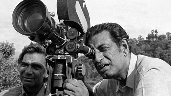 The cinematic genius at work.(Dailyo; Public Domain)