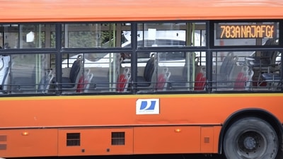 In 2019, the Delhi government drafted a plan to procure 4,000 buses, of which 100 were launched till March 2020 and 452 have been rolled out after March last year (HT File) In 2019, the Delhi government drafted a plan to procure 4,000 buses, of which 100 were launched till March 2020 and 452 have been rolled out after March last year (HT File)