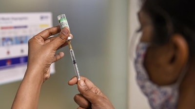 Covid-19 vaccines reduce infection, mortality risk in organ transplant patients: Study (PTI) Covid-19 vaccines reduce infection, mortality risk in organ transplant patients: Study (PTI)