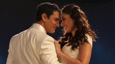 Aamir Khan and Kareena Kapoor in 3 Idiots. Aamir Khan and Kareena Kapoor in 3 Idiots.