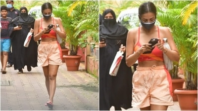 Malaika Arora, who is currently dating Arjun Kapoor, never fails to serve up note-worthy gym looks. From bold animal prints to pastel nude pieces, the star has worn them all. And this look is another addition to her comfy-chic ensembles. (Varinder Chawla) Malaika Arora, who is currently dating Arjun Kapoor, never fails to serve up note-worthy gym looks. From bold animal prints to pastel nude pieces, the star has worn them all. And this look is another addition to her comfy-chic ensembles. (Varinder Chawla)