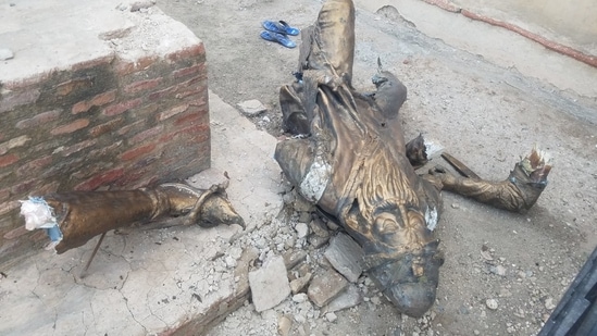 The statue of Maharaja Ranjit Singh which was vandalised in Lahore on Tuesday. The statue of Maharaja Ranjit Singh which was vandalised in Lahore on Tuesday.