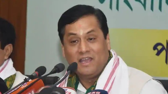 Morarji Desai National Institute to become Harvard-like University for Yoga in India: Sarbananda Sonowal(HT file)