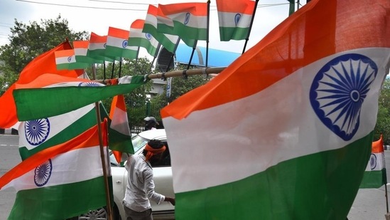 The principal of a primary school in Ballia (UP), has been suspended for allegedly not following norms for hoisting the national flag on Independence Day, officials said on Tuesday. (Representative image)(Raj K Raj/HT PHOTO)