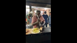 The video of a man making dosa is taken from the video shared by Anand Mahindra.